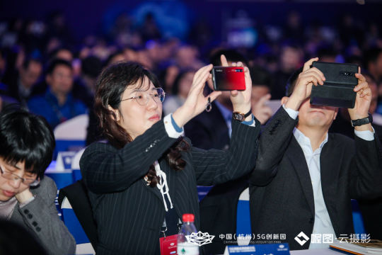 届时将进行5G技术的试验和演示，展示其在现实生活中的应用潜力