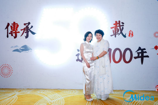 活动现场将完成超过8000万张的照片拍摄和直播服务
