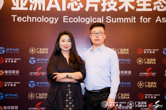 设计照片直播案例展示区，展示各类活动的照片直播应用