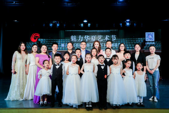 观众：吸引来自全球的音乐爱好者，共同见证这一盛大时刻