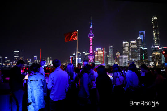 ROOF》将以别开生面的方式展示照片直播的魅力
