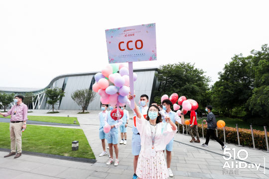 开展多种安全宣传和消防演练活动，为参与者保驾护航