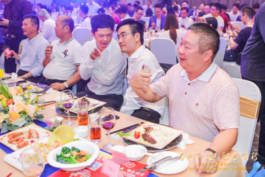 多种形式的活动内容，满足不同参与者的需求