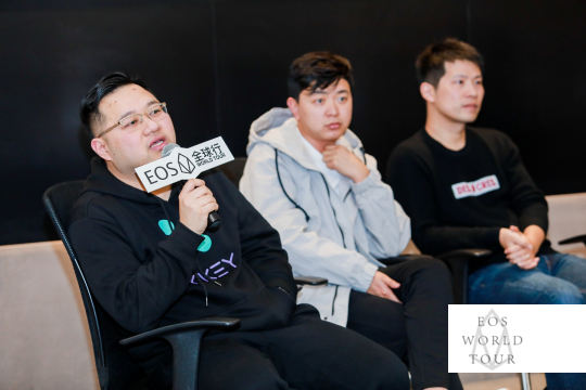 为活动现场的照片直播设置专门的直播时间表