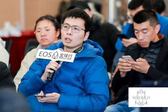 现场展示照片直播案例，让观众了解到照片直播的多样性和魅力