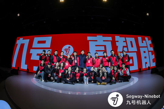 指定拍摄团队和现场工作人员