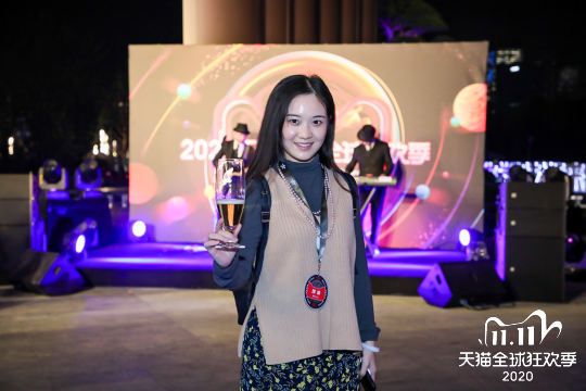 在这个双11各大品牌都会推出独特的活动，包括照片直播案例和其他互动游戏