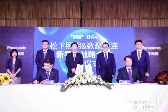 持续跟进照片直播案例，关注用户反馈和意见，为用户提供更优质的服务和体验
