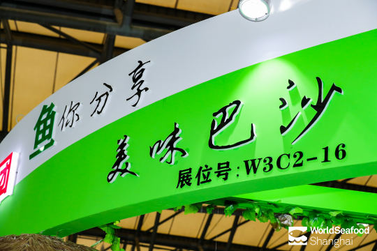 组织会议，解释活动规则和安排，确保现场工作顺利开展