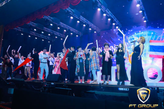 举办区块链项目路演，为创业者提供宣传和合作机会