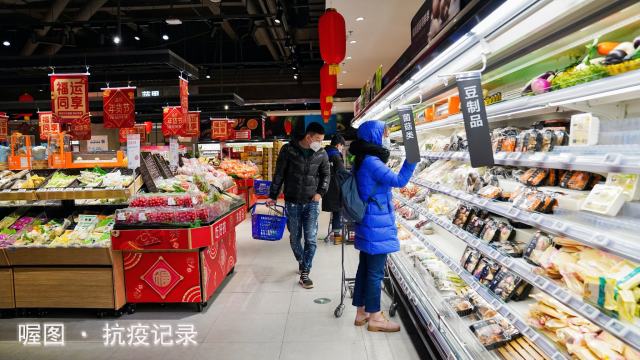 确定活动期间开展照片直播案例展区，向参展企业机构展示喔图云摄影的服务内容和效果