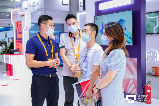 安排现场媒体和服务贸易企业的进出管理
