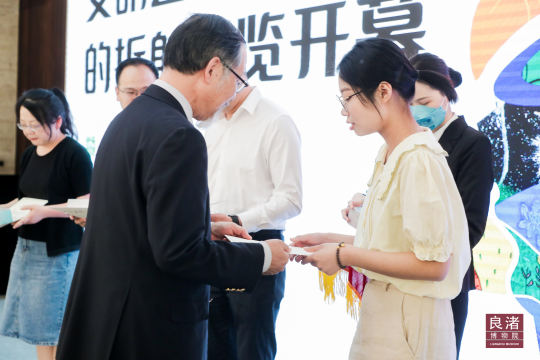 确认活动之后的清理和整理工作的项目和方案