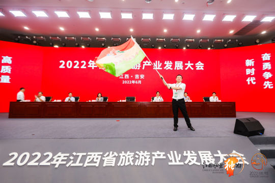 照片直播，传递全方位展会信息和瞬间