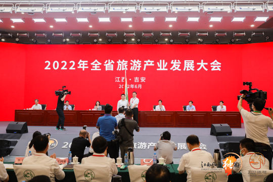 现场布置，创造最佳视觉感受
