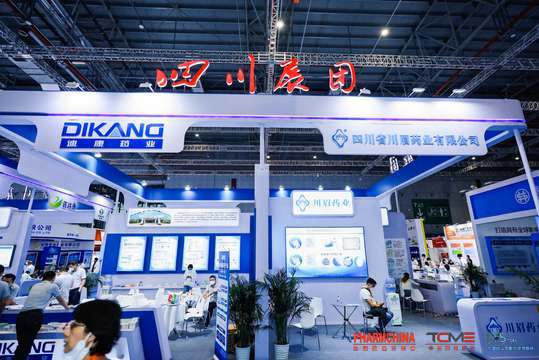 与广大观众和媒体沟通，建立信任度
