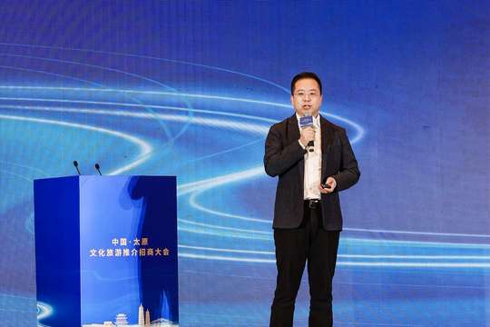 邀请媒体和行业专家参与报道和分享，提升活动影响力。