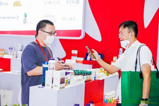设立主题展区，集中展示特定领域的健康营养产品和服务。