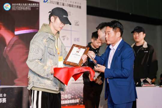 照片直播将帮助组织者了解观众的反馈和偏好