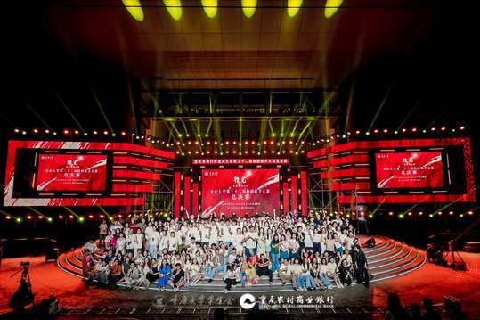多个舞台将呈现不同风格的音乐表演，让观众尽情欣赏