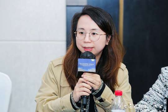 会场布置精美，现场照片直播展现出来的画面更加生动。