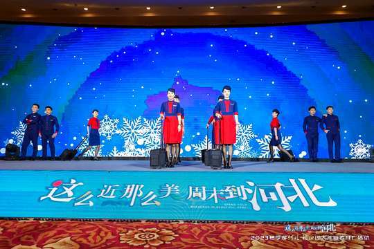 与当地媒体合作，进行宣传报道，扩大活动的影响力和知名度。
