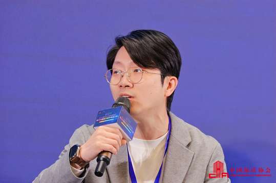 志愿者服务，保障活动顺利进行