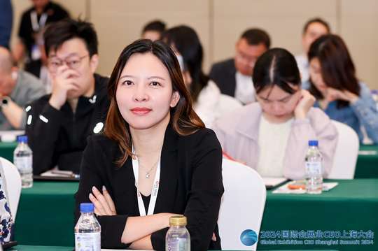 联合国际知名媒体进行报道，提升大会的影响力和知名度