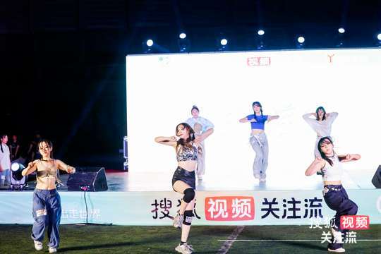 让我们共同期待“2024街舞浪潮”活动的精彩时刻和无限可能！