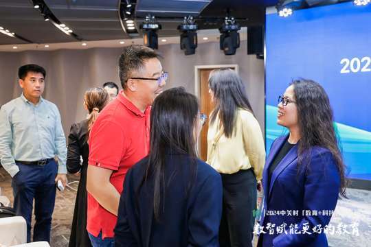 筹备团队提供全方位服务支持